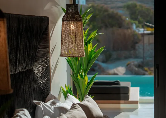 Black 5* Ftelia (Mykonos)
