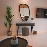 Black ホテル 5*