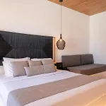 Black ホテル 5*