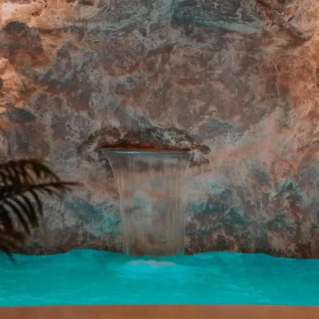 Black Fteliá