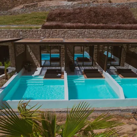 Black Ftelia (Mykonos)