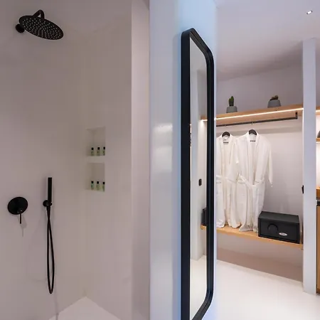 Hotel Black *