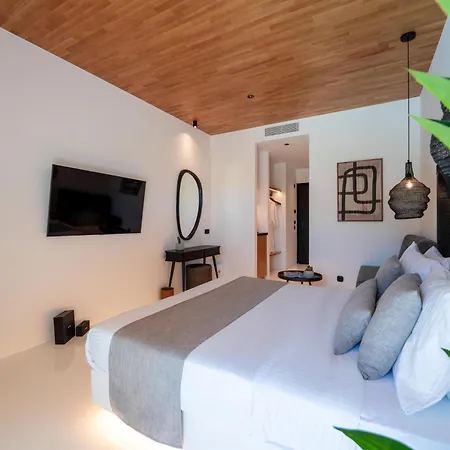 Hotel Black
