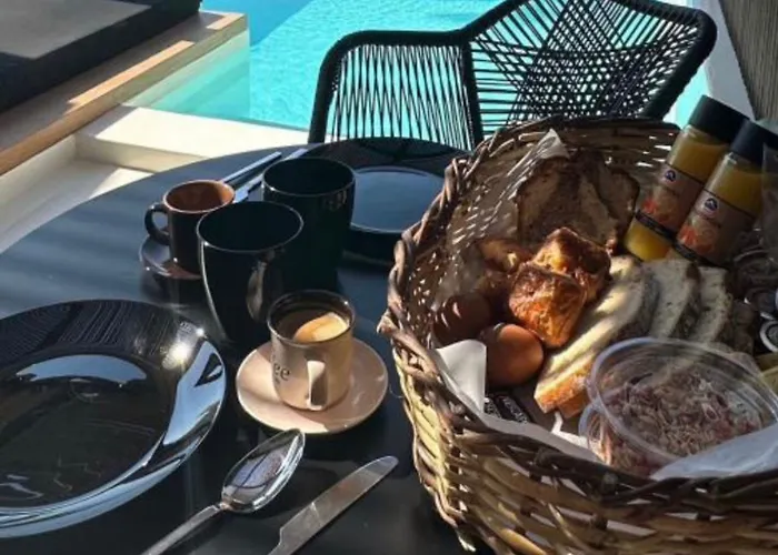 Black 5* Ftelia (Mykonos)